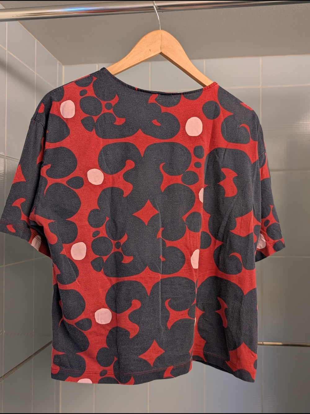 Marimekko x Uniqlo Abstract Tee - Picture 4 of 4